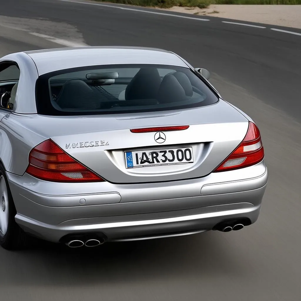 2005 Mercedes-Benz SL500 R230